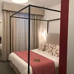 La Dimora Di Cornelia Aparthotel 4*