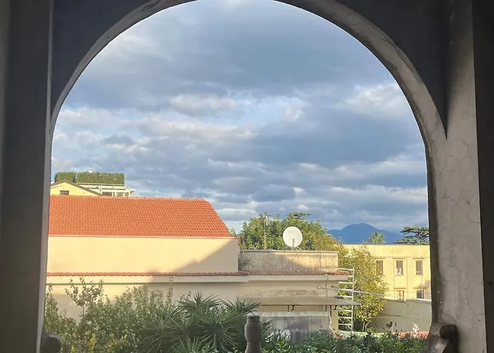 Ξενοδοχείο με διαμερίσματα La Dimora Di Cornelia 4*