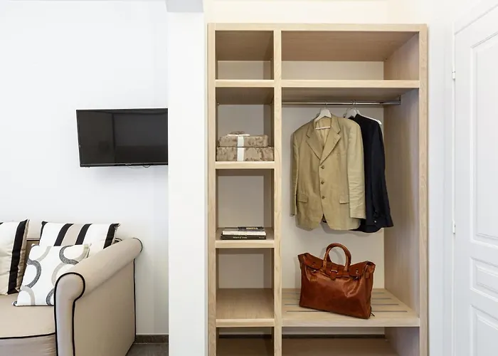 Ξενοδοχείο με διαμερίσματα La Dimora Di Cornelia