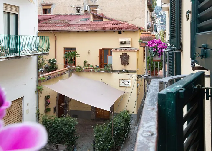 La Dimora Di Cornelia Ξενοδοχείο με διαμερίσματα 4*