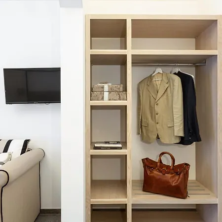 Hotel apartamentowy La Dimora Di Cornelia