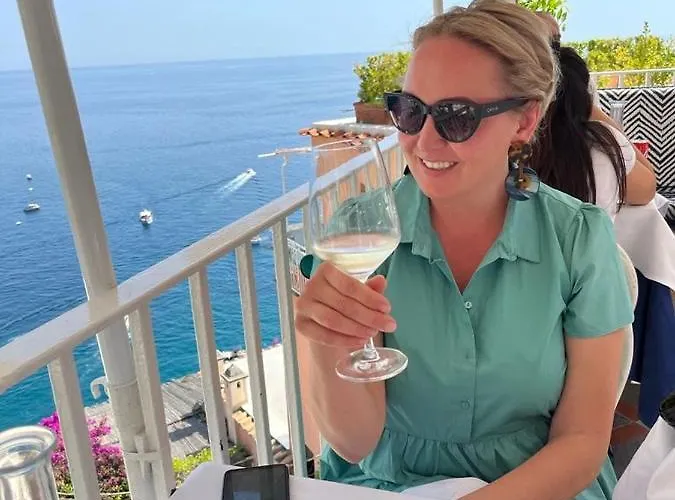Lägenhetshotell La Dimora Di Cornelia Sorrento